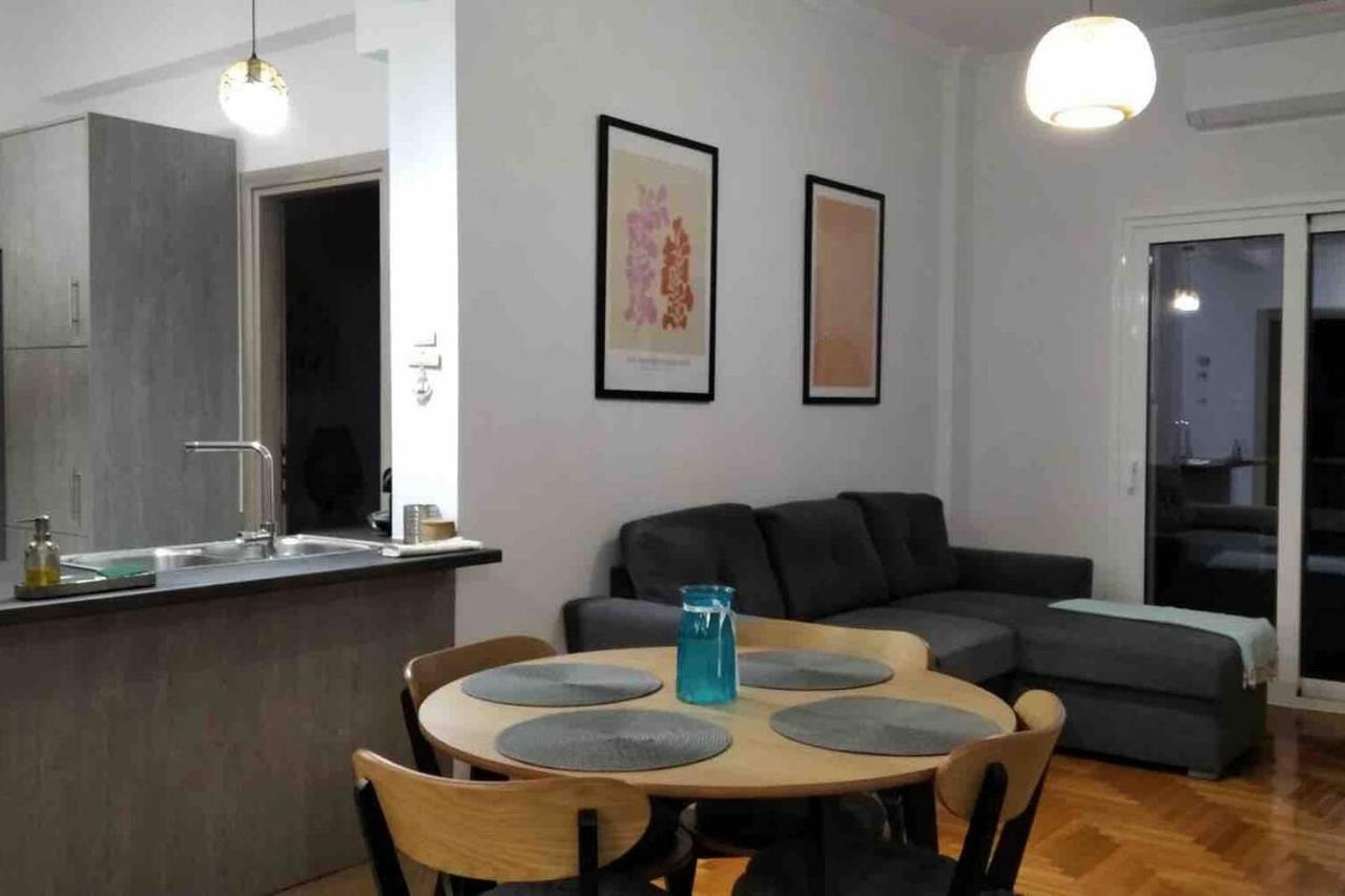 Beach Retreat In Town Corinth ภายนอก รูปภาพ