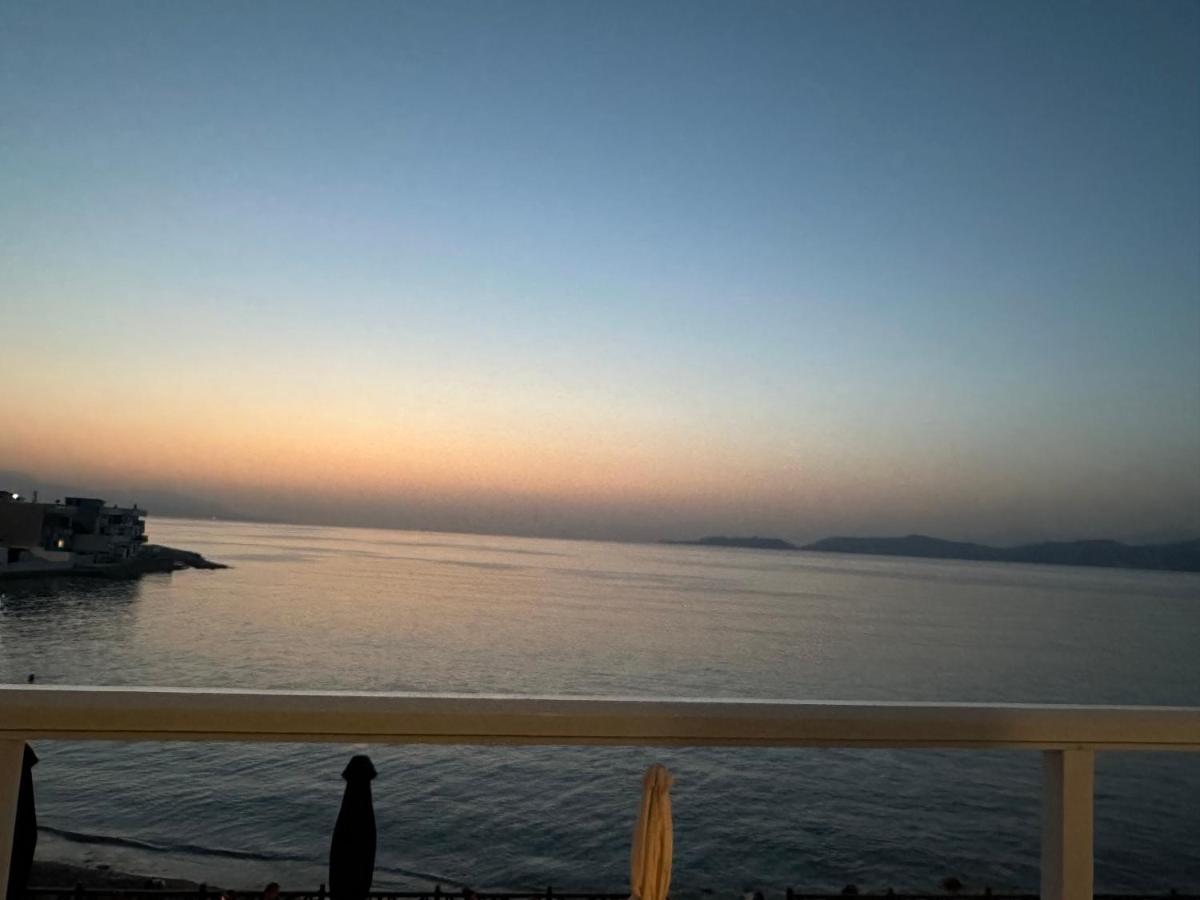 Beach Retreat In Town Corinth ภายนอก รูปภาพ