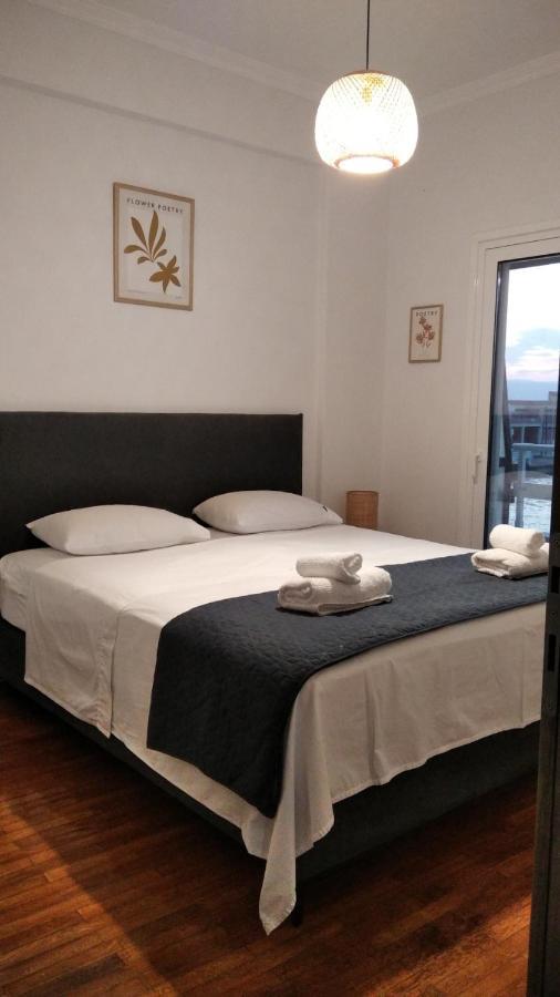 Beach Retreat In Town Corinth ภายนอก รูปภาพ