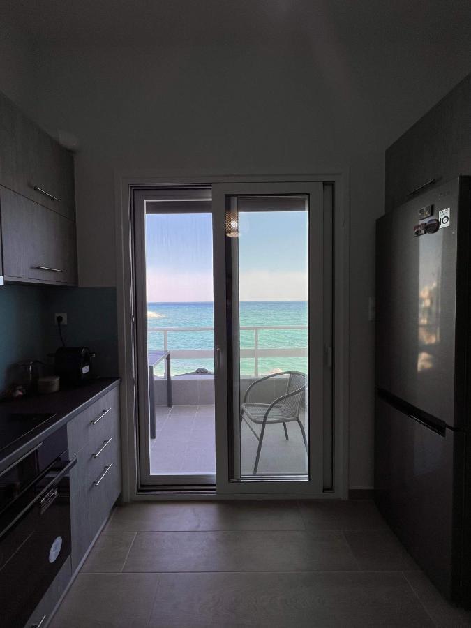 Beach Retreat In Town Corinth ภายนอก รูปภาพ